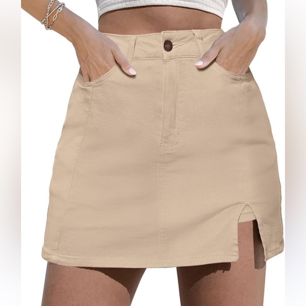 Elegant Tan Mini Skirt